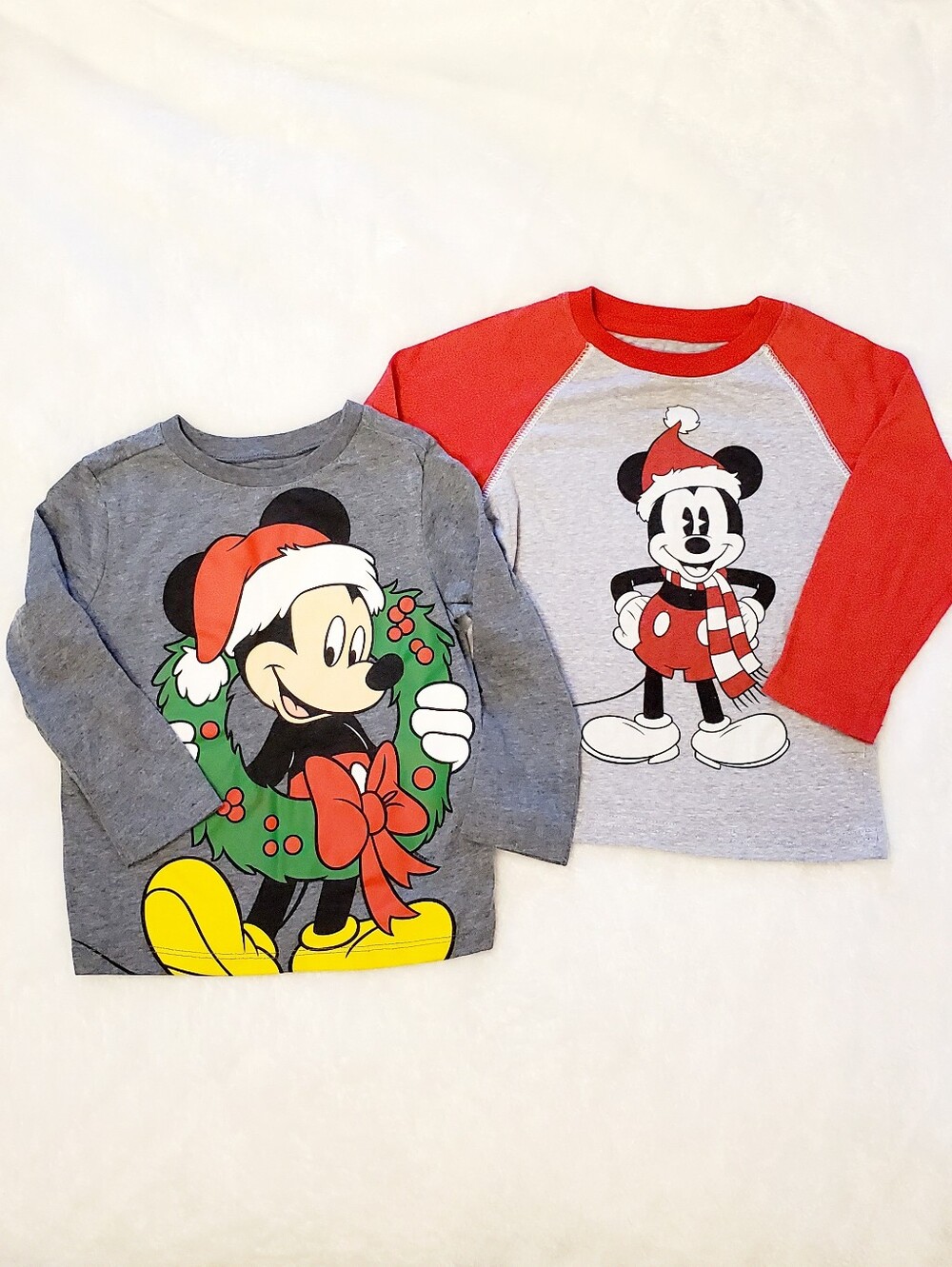 Disney Gray & Red Mickey Mouse Holiday Long-Sleeve Kids Tees 2T